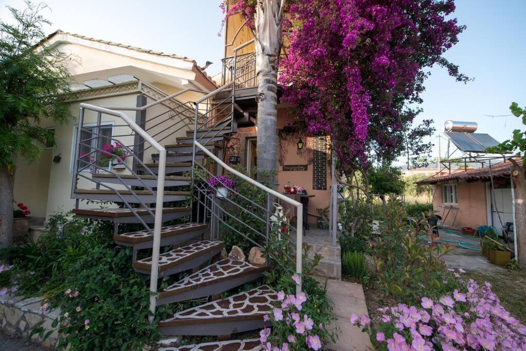 Bougainvillea House 1 Kalamáta Eksteriør bilde